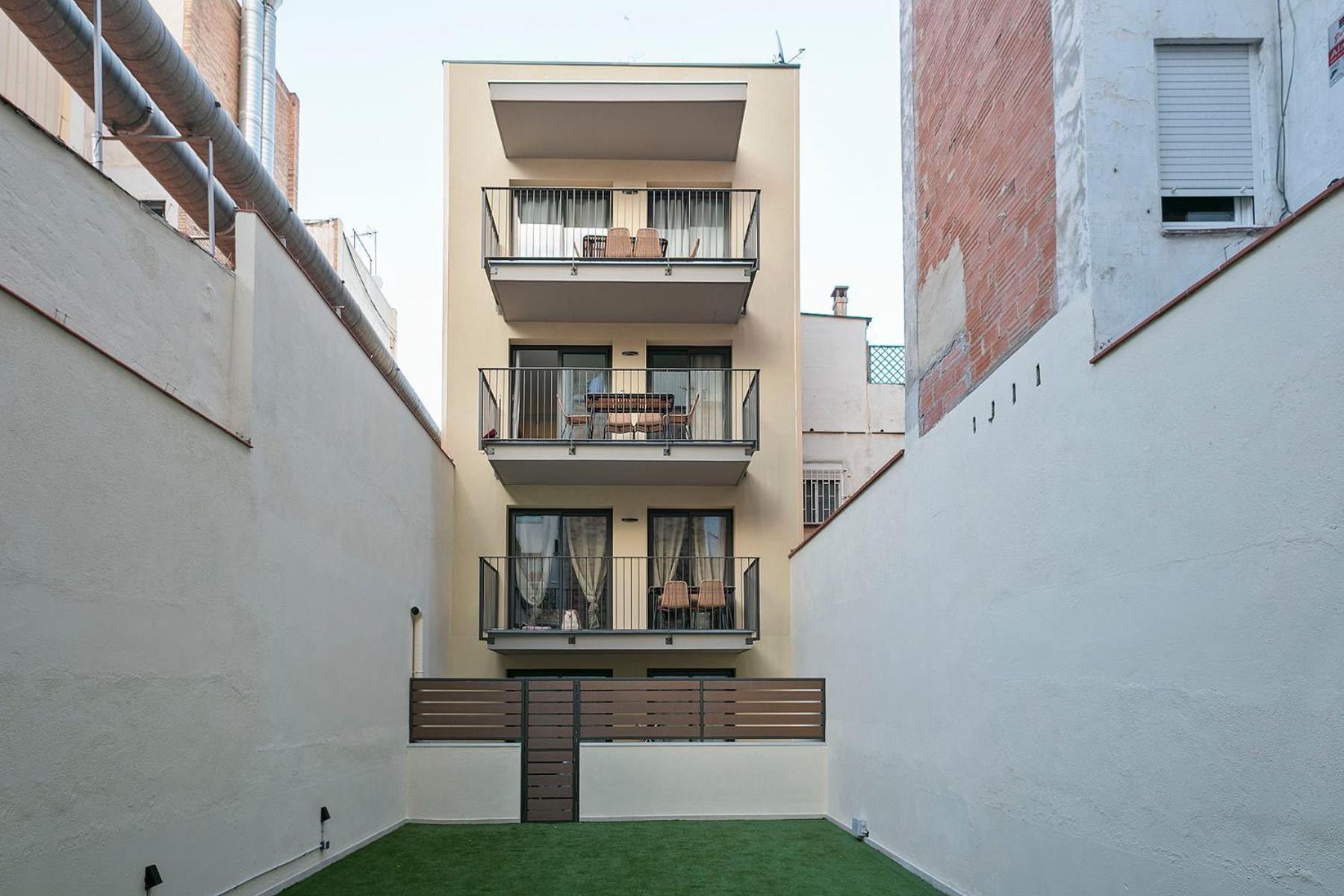 Your Home- Apartment Camp Nou 1 ロスピタレート・デ・リョブレガート エクステリア 写真